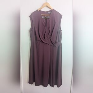 Elegant Plum Sleeveless Dress